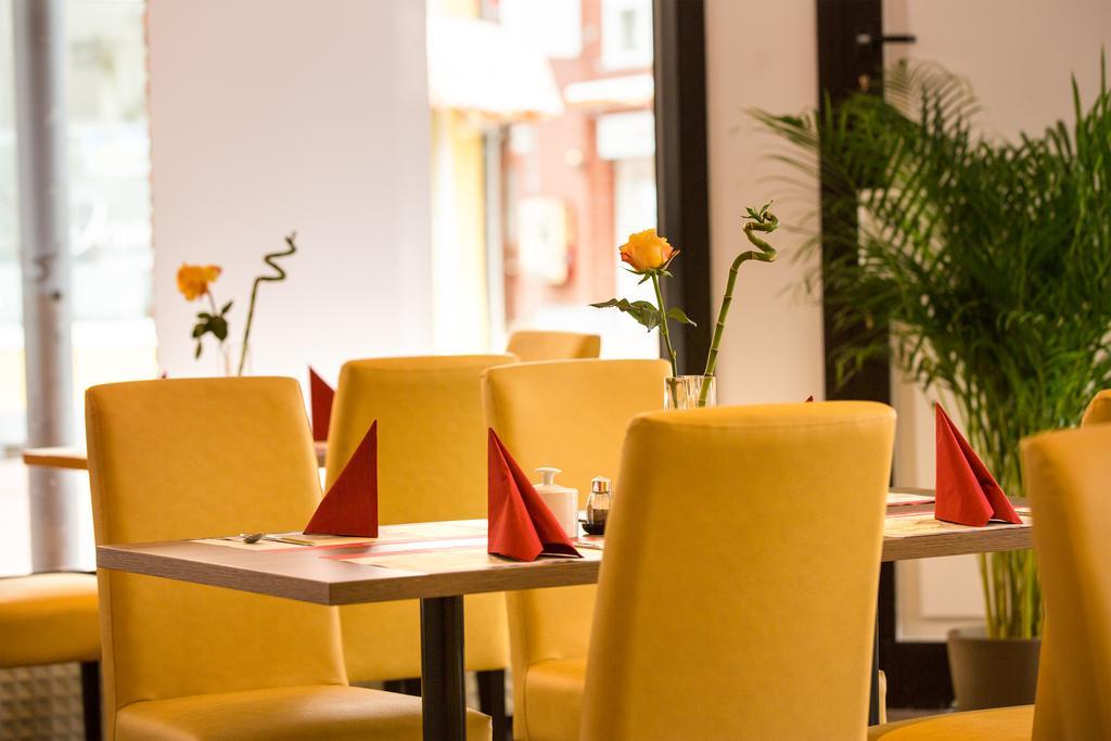 Montana Hotel Köln-Bonn Airport Troisdorf Esterno foto